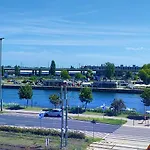Wielka Odrzanska Centrum *