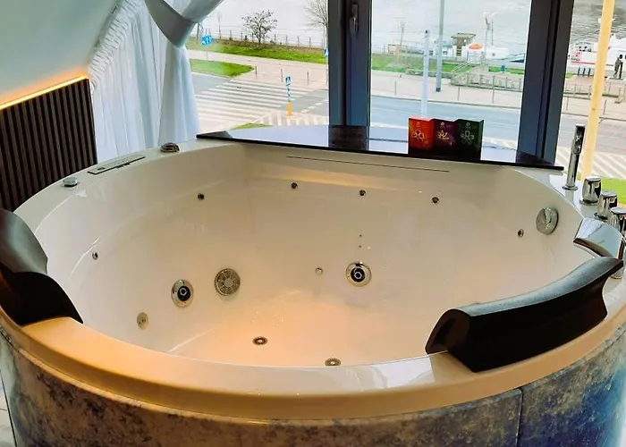 Wielka Odrzanska Centrum Apartment *